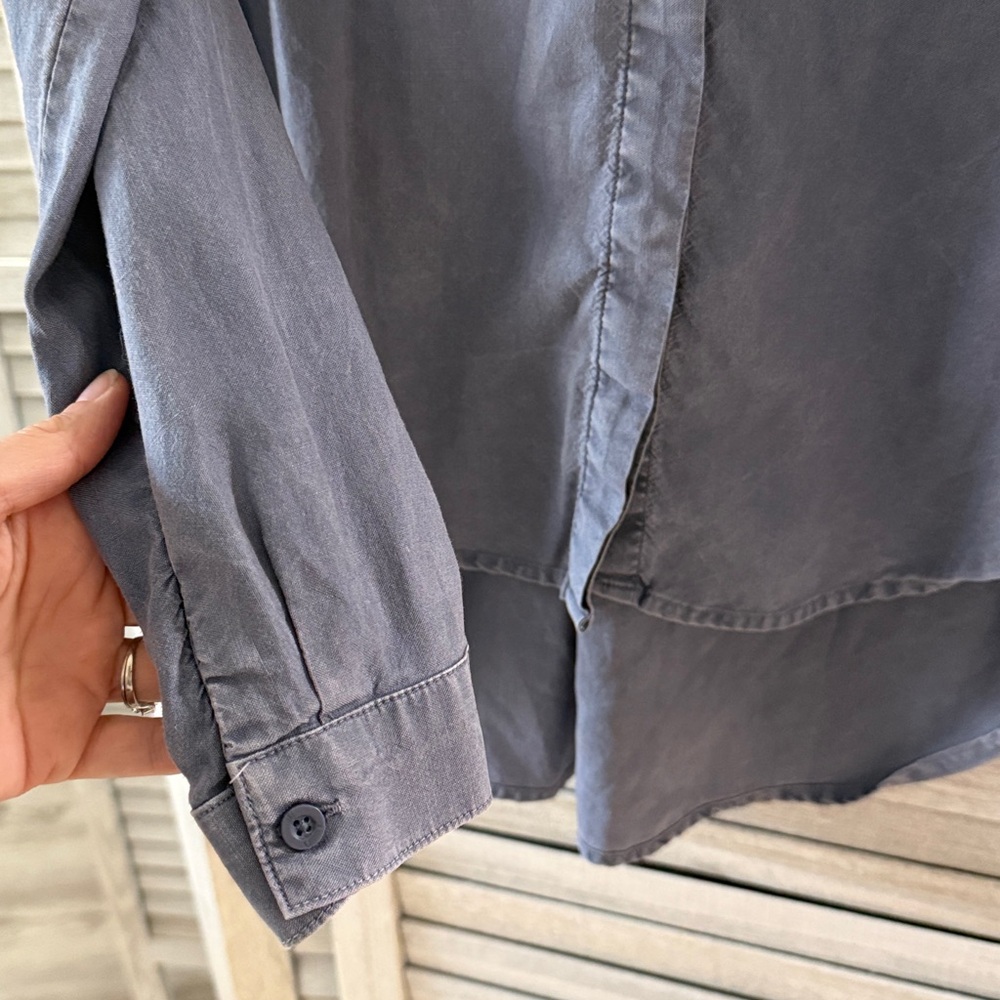 Cloth & Stone Steel Blue Button Down Tencel Shirt - XS - Picture 3 of 6